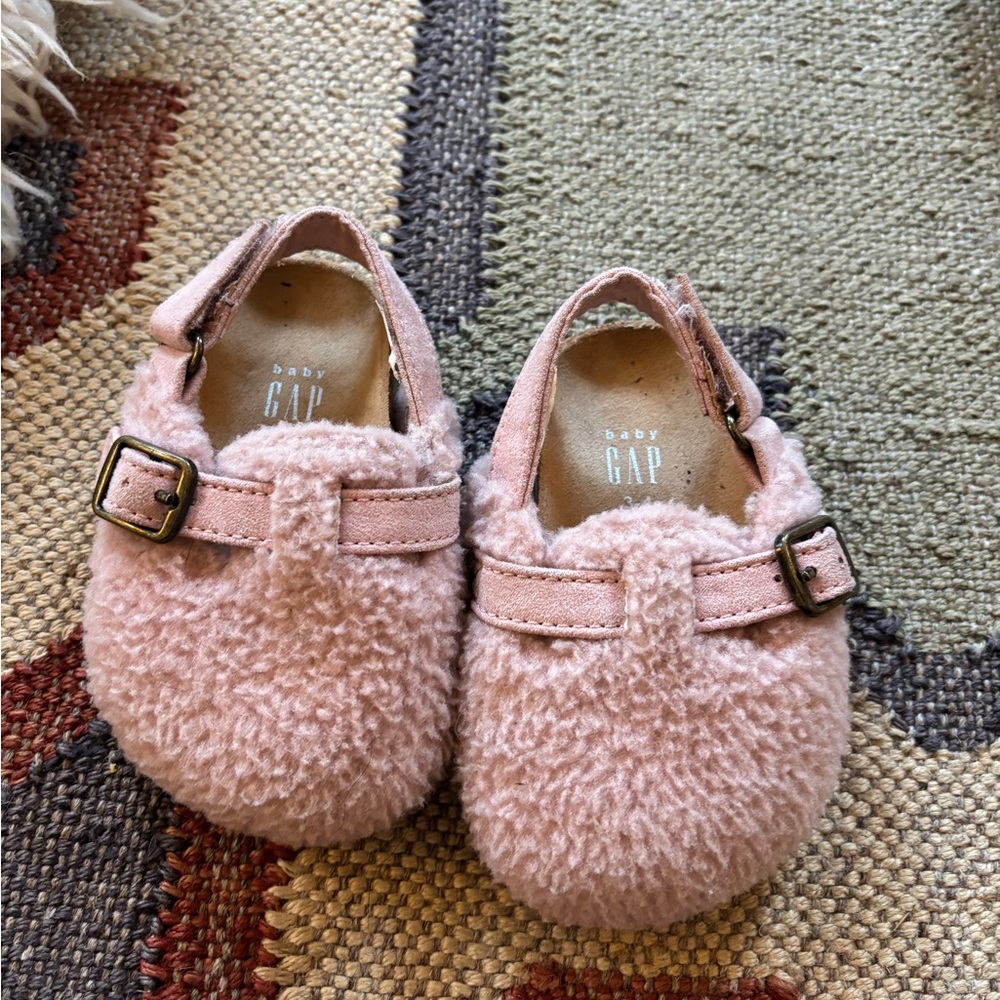 GAP Soft Pink Kids Moccasins